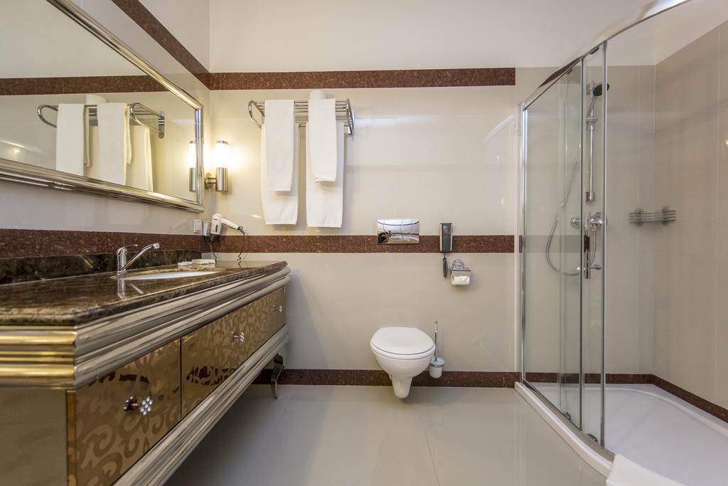 Hotel Golebiewski Wisla Ngoại thất bức ảnh