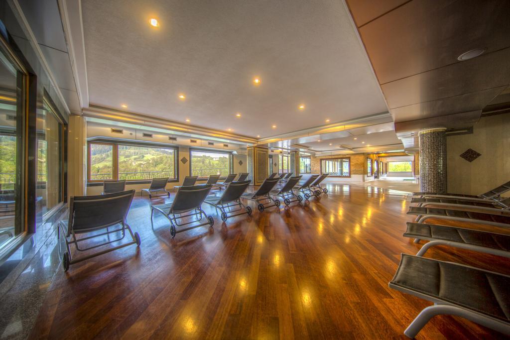 Hotel Golebiewski Wisla Ngoại thất bức ảnh