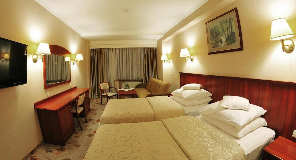 Hotel Golebiewski Wisla Ngoại thất bức ảnh