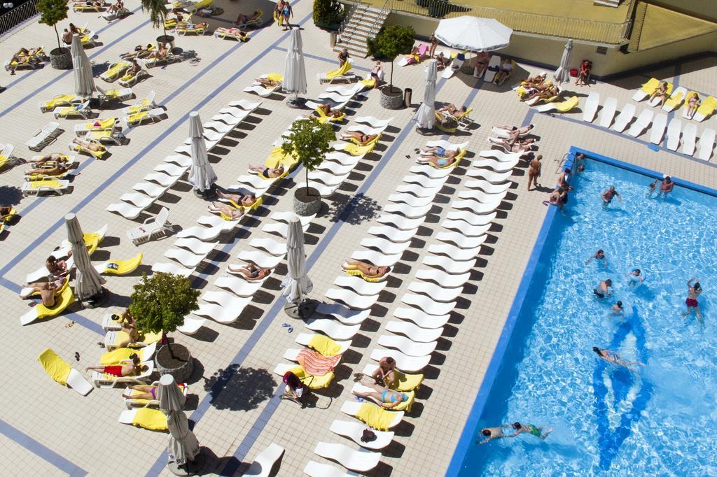 Hotel Golebiewski Wisla Ngoại thất bức ảnh